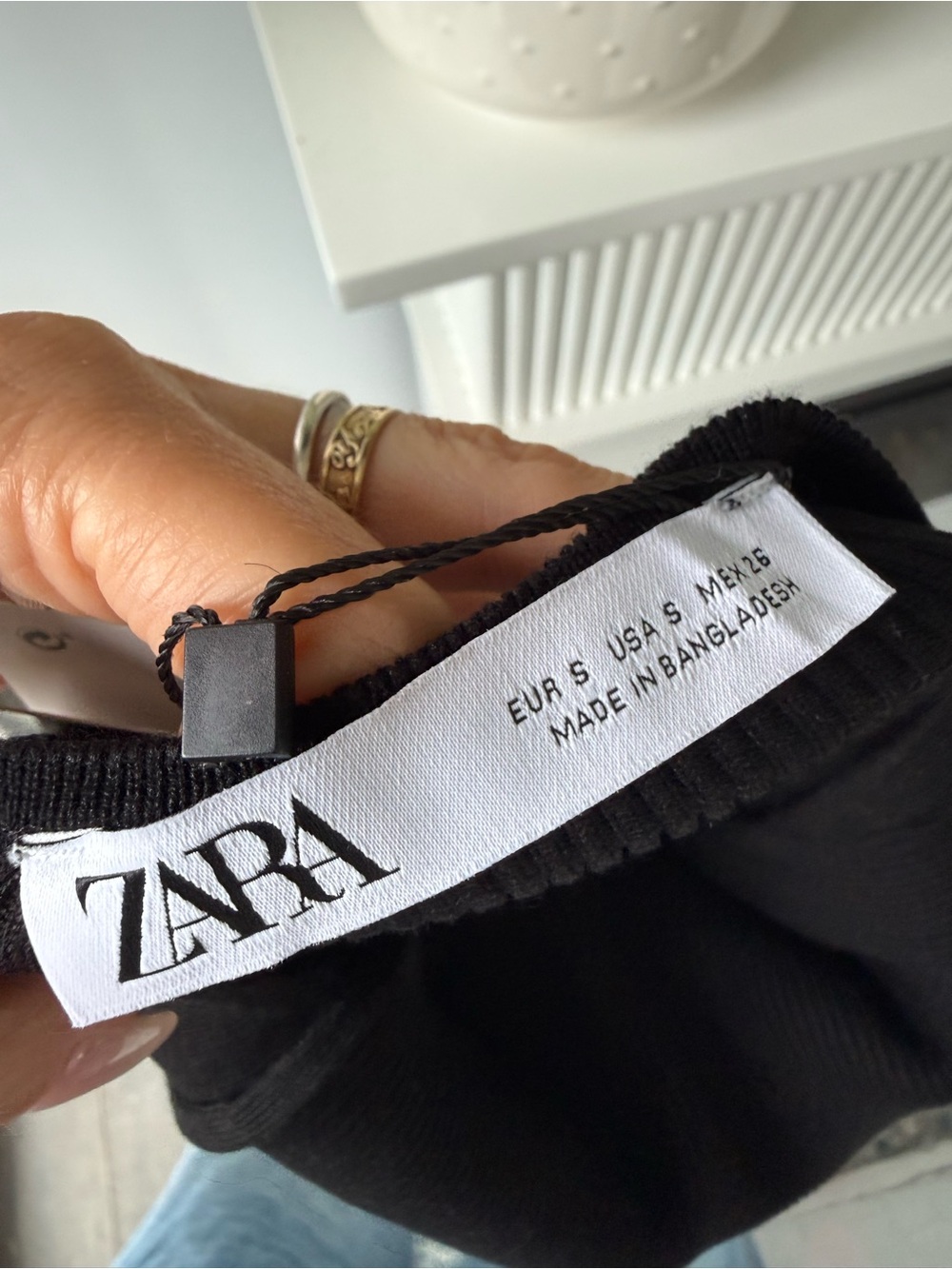 Zara Black One-Shoulder Ribbed Tank Top - Picture 3 of 4